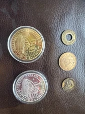 Lot of 5 Novelty Tokens – Titanic, Rhode Island, Tokens