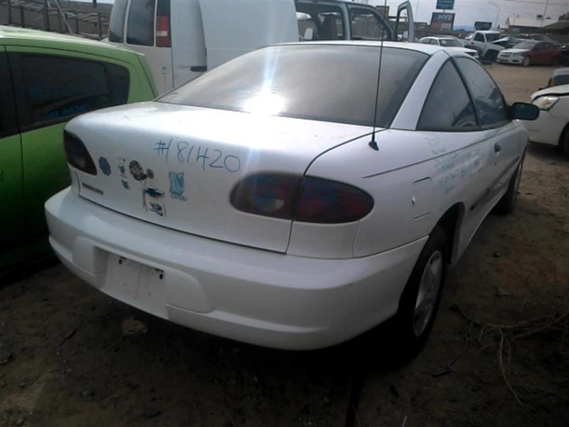 Used Loaded Beam Axle fits: 2001 Chevrolet Cavalier front and rear active suspen Foto 4 de 4