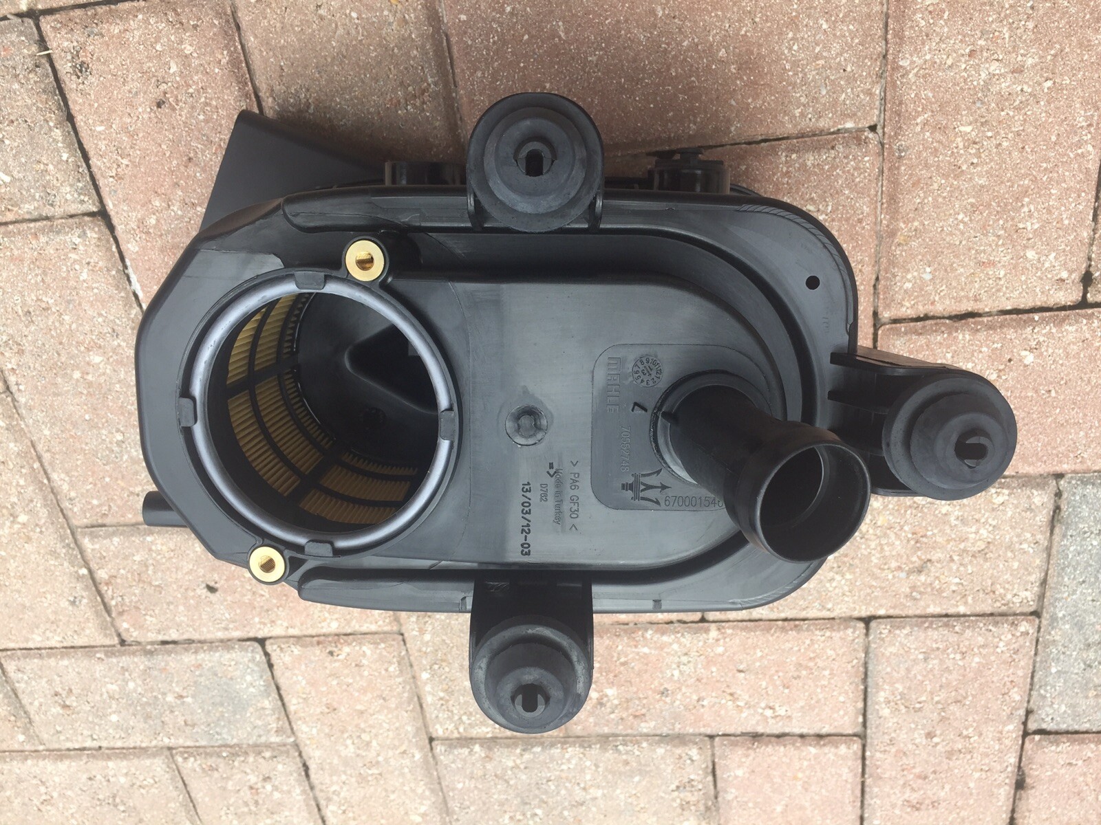 2014 Maserati Qtp V-8 3.8l Left Box Air Filter Supply Assembly