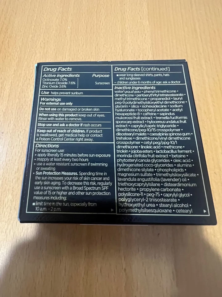 Tom Ford Shade And Illuminating Foundation Soft Radiance Cushion REFILL New - Image 2 of 4