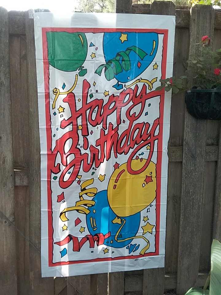 Banner de fiesta de feliz cumpleaños Giftco años 80 de colección y ¡estamos teniendo un conjunto de 2 fiestas! ☆ Foto 2 de 4