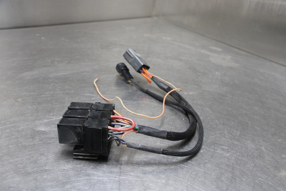 2014 Triumph Rocket III Touring Relay Assembly Junction Box Foto 3 de 4