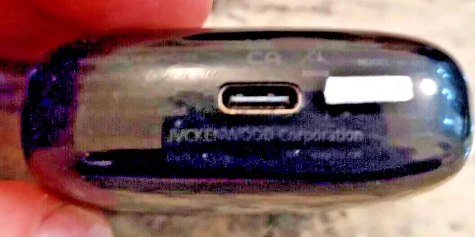 JVC HA-B5T Stix Black True Wireless Bluetooth Earphones - Image 2 of 4