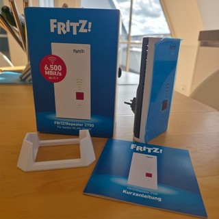AVM Fritz Repeater 2700 mit mehr als 4 J. Restgarantie und Standfuß als extra
