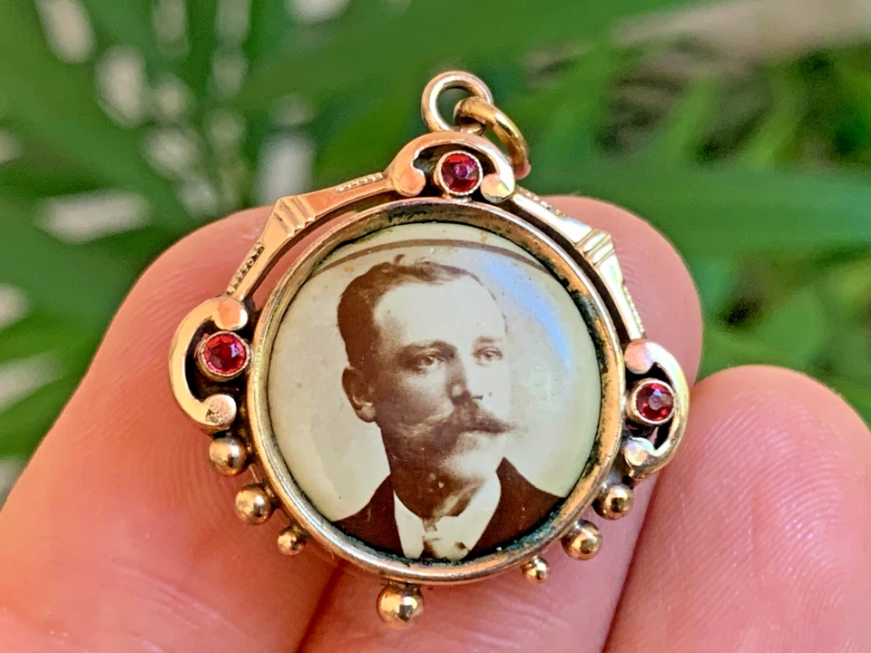 Gold Filled Garnet Double Photo Mourning Pendant Fob For Pocket Watch Chain 1910 - Image 3 of 4
