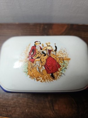 Trinket Box Hinged Vecceli Italy 4 in x 2 1/2 in Jewelry Couple Painted Case