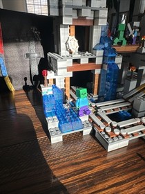 Lego Minecraft 21118 21113 21114 21115 21117 Poster Extra Pieces COMPLETE 2014