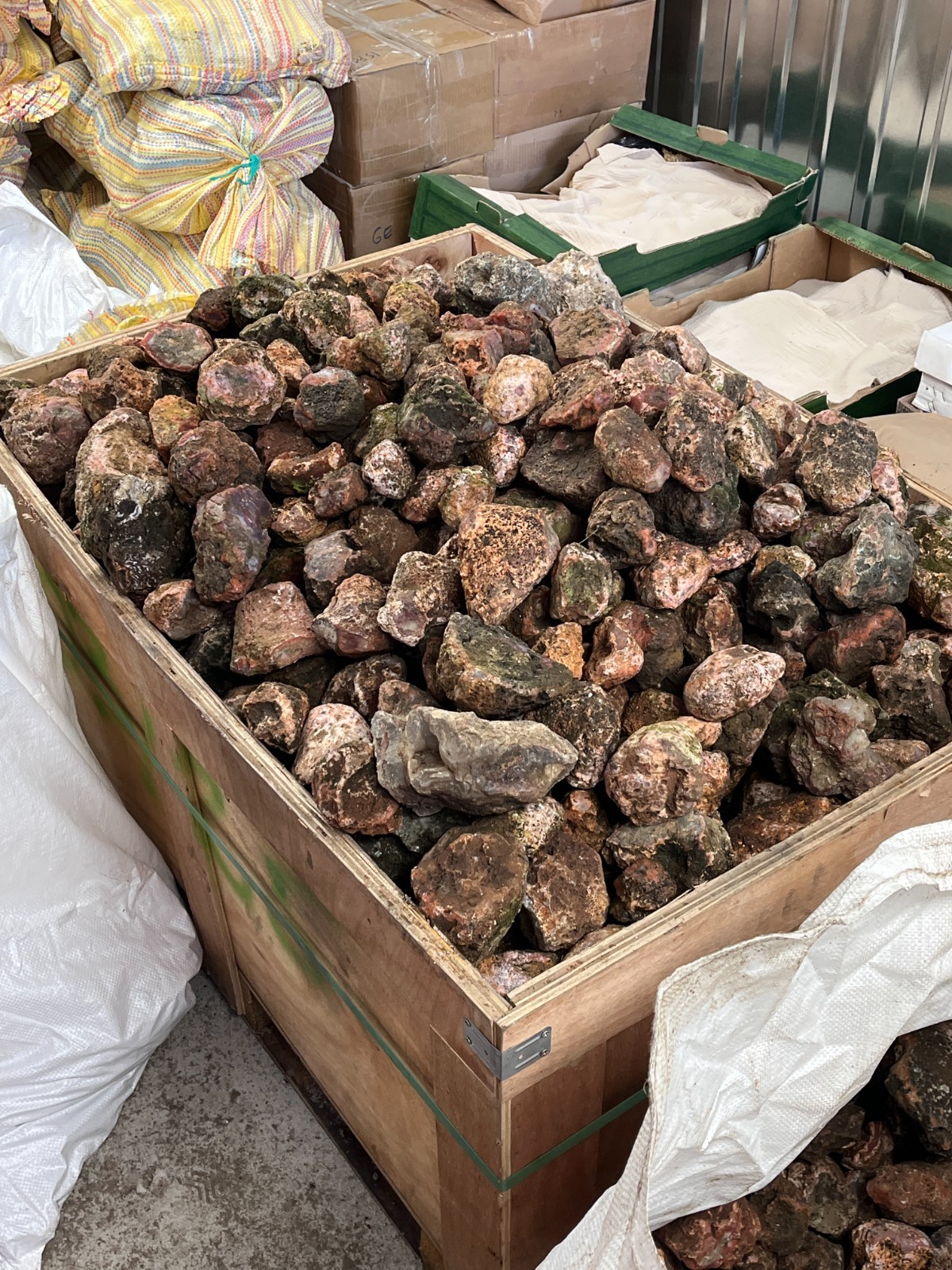 Raw Agates from Morocco 2,2 Pounds – Natural Rough Agate Stones for Cutting