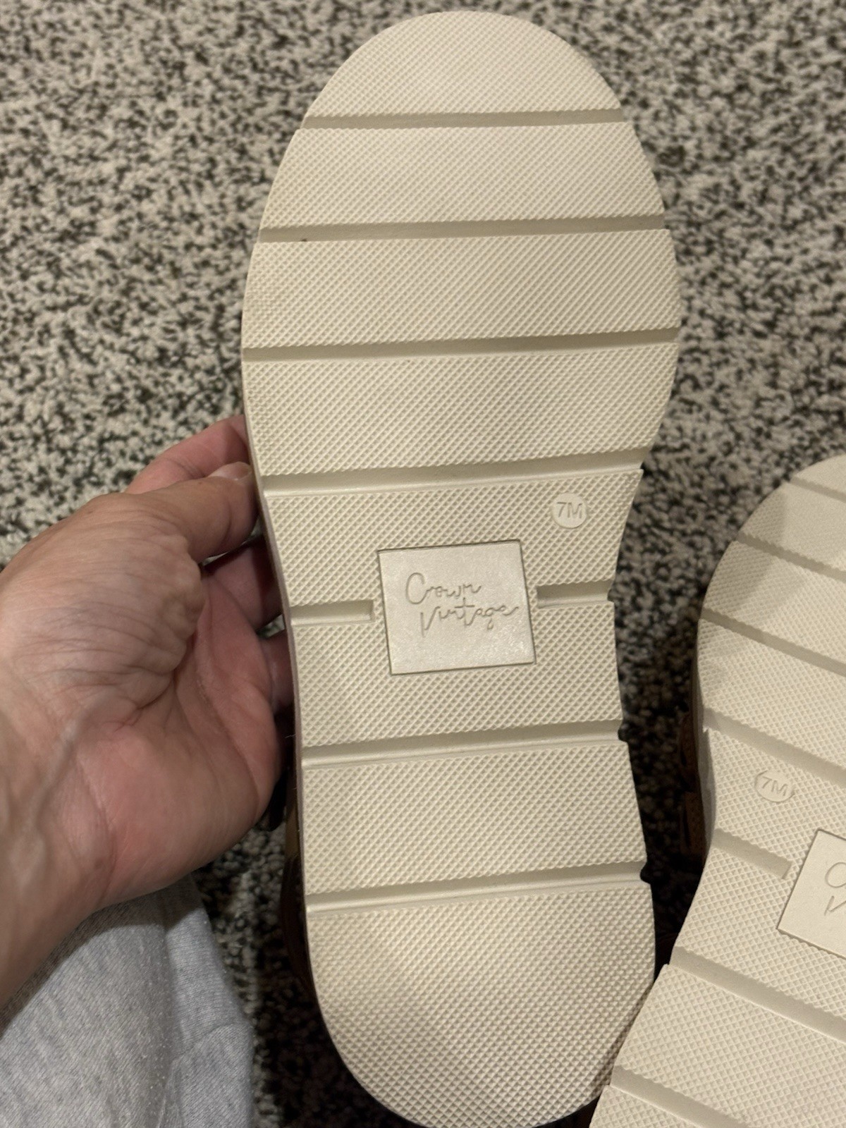 Crown Vintage women’s gladiator Fisherman chunky sandal NEW size 7