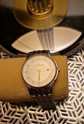 JAQUES LEMANS-40 MM Goldes Edelstahlgehäuse mit Silberem Edelstahlarmband...