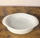 VTG PYREX #221 8.5” White Milk Glass Round Layer Cake/Pie Pan Dish
