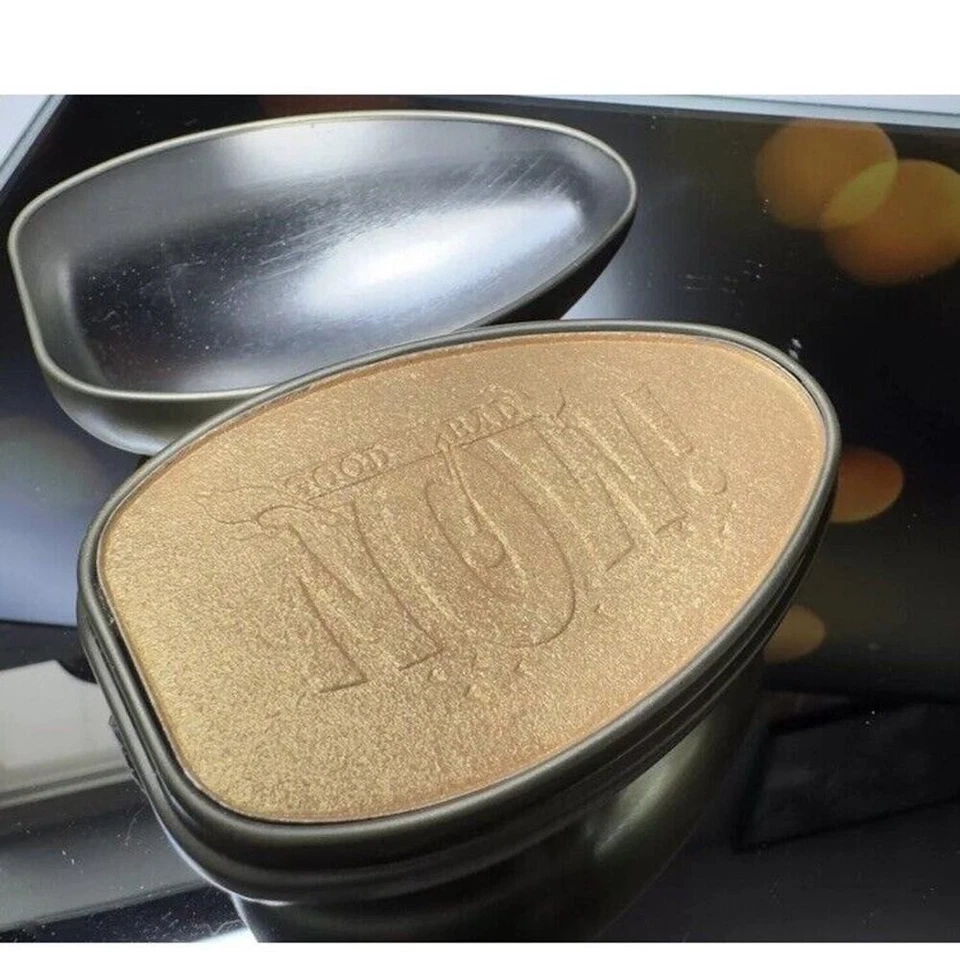 Revolution x Willy Wonka I Want It Now Golden Egg Highlighter Veruca Salt New - Image 2 of 3