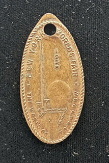 .1939 NY World's Fair "World of Tomorrow" Elongated Pressed 1917 Copper Penny.
