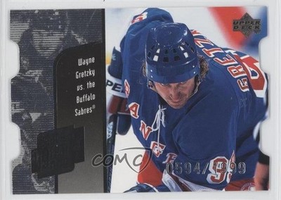1998-99 Upper Deck Year of the Great One Die-Cut Quantum Wayne Gretzky HOF sd0