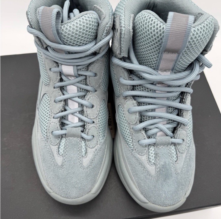 Yeezy Season 7 High-Top Sneakers House Blue Desert Boot thumbnail 3