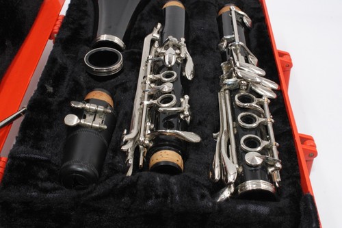 black Vito Reso-Tone 3 Clarinet Used, With Orange Case - Picture 3 of 16