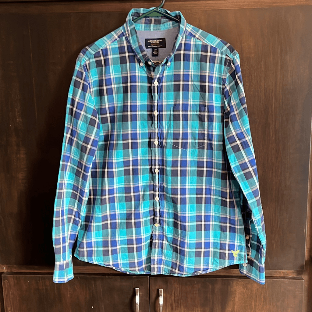 American Eagle Blue Plaid Button Down Large - image 1