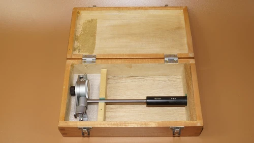 Mitutoyo 7441 Adjustable Bore Gage 4-6" Range w/ Case