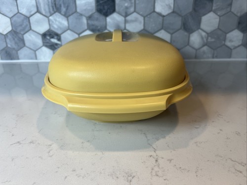 Vintage Yellow Microwave Steamer By Tupperware All 3 Pieces Made In USA - Picture 9 of 11