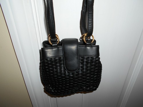 Amanda Smith Black Small Double Strap Shoulder Bag Weaved Front Snap Closure - Imagen 1 de 4
