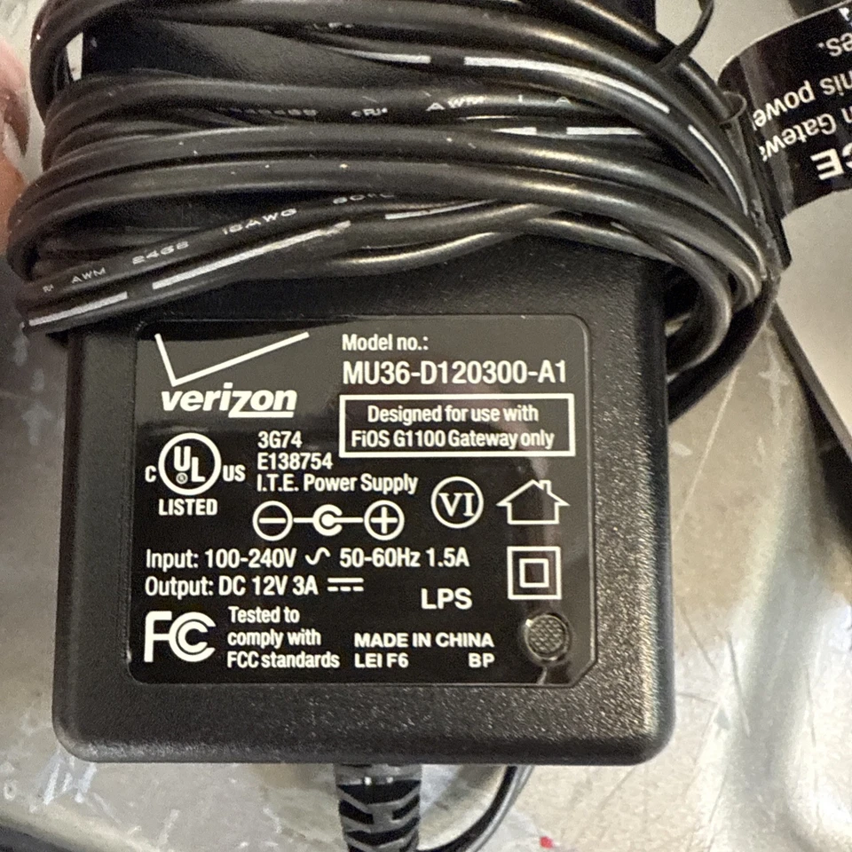 Verizon G1100 Fios Wireless Wifi Router Modem W/ Power And Ethernet Cables - Image 4 of 4