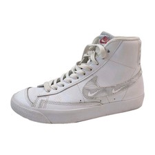 Nike Blazer Mid  77 GS White Logo Print Sneakers Youth Size 5.5