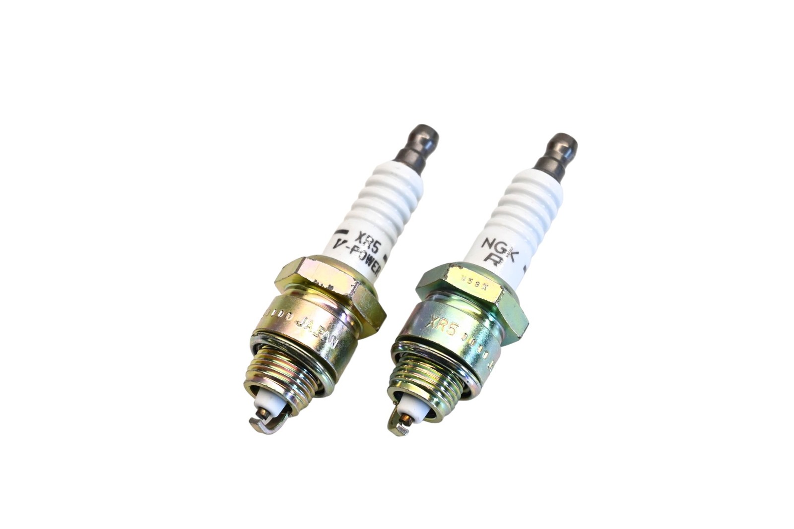 NGK XR5 V-Power Spark Plugs Qty 2 NOS