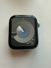 Apple Watch SE 1st Gen 40MM Silver Aluminum A2351  Unlocked GPS Only