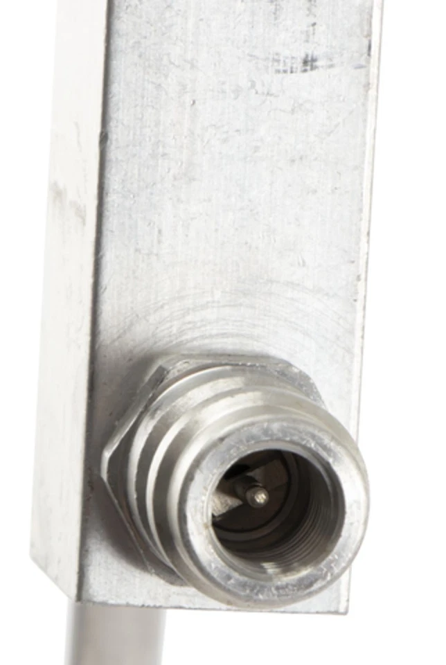 Manguera líquida refrigerante aire acondicionado Four Seasons 65697 para Toyota Corolla Matrix 09-13 Foto 4 de 4