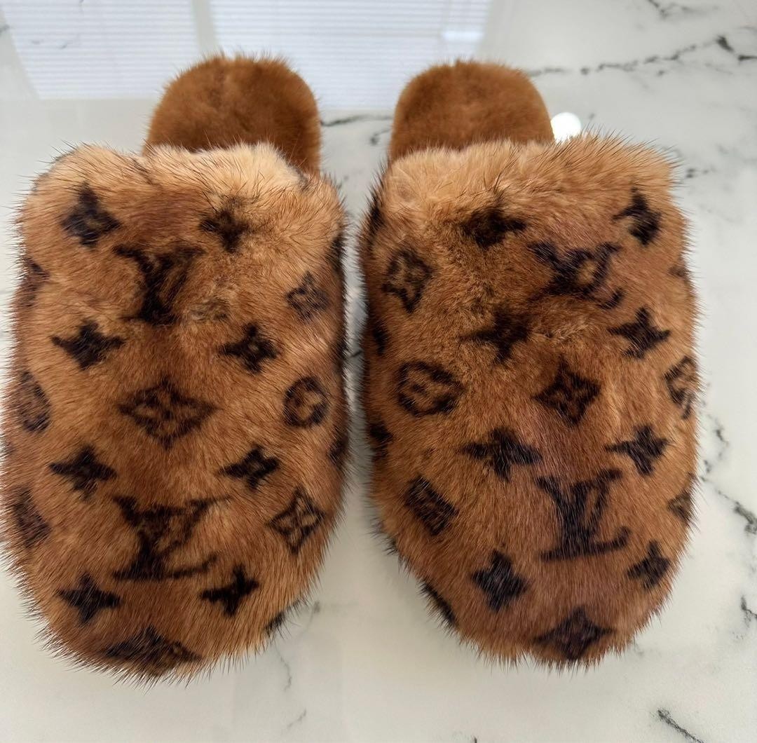Louis Vuitton Room Shoes Slipper Mink Fur Monogram Brown Size 36