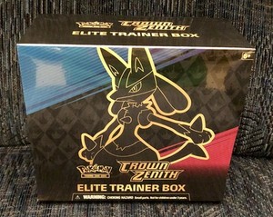 Crown Zenith Elite Trainer Box Pokemon TCG: - Lucario VSTAR