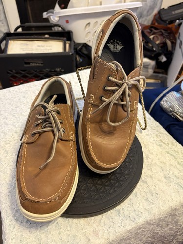 Mens Dockers Boat Shoes 9.5W Genuine Leather Beacon Casual Classic Lace-up Tan - Picture 1 of 11