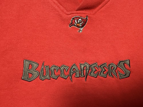 Tampa Bay Buccaneers Sweater Mens Extra Large Red NFL Pullover Crewneck Football - Picture 3 of 11