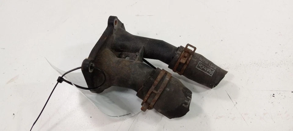 Soporte de montaje de carcasa termostato Ford Fiesta 2011 2012 2013 Foto 3 de 4