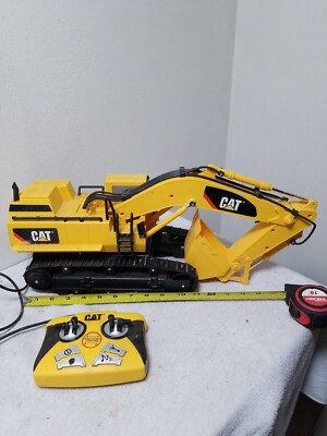 CAT RC Exavator by TOY STATE INDUSTRIAL LTD Talking Noise lights  working