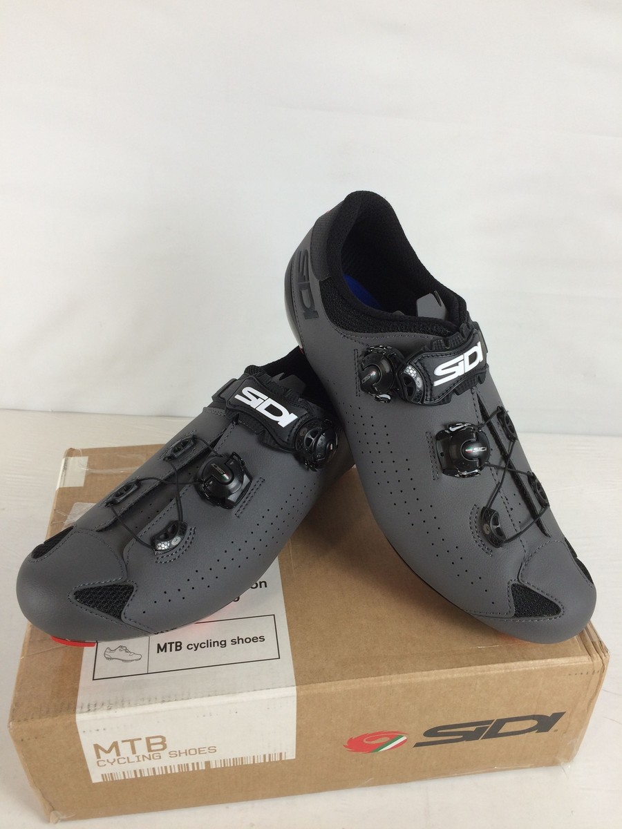 Open Box Sidi Dominator 10 Men's Mountain Bike Shoes, Black/Grey