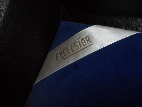 Vintage Excelsior Accordiana Accordion w/ Case. - Picture 6 of 18
