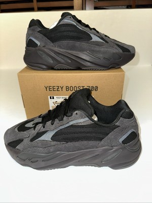 Size 6 - adidas Yeezy Boost 700 V2 Vanta