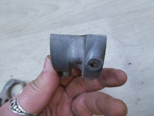1971 Kawasaki F5 F Big Horn K135) right hand choke lever throttle twist housing - Picture 7 of 22