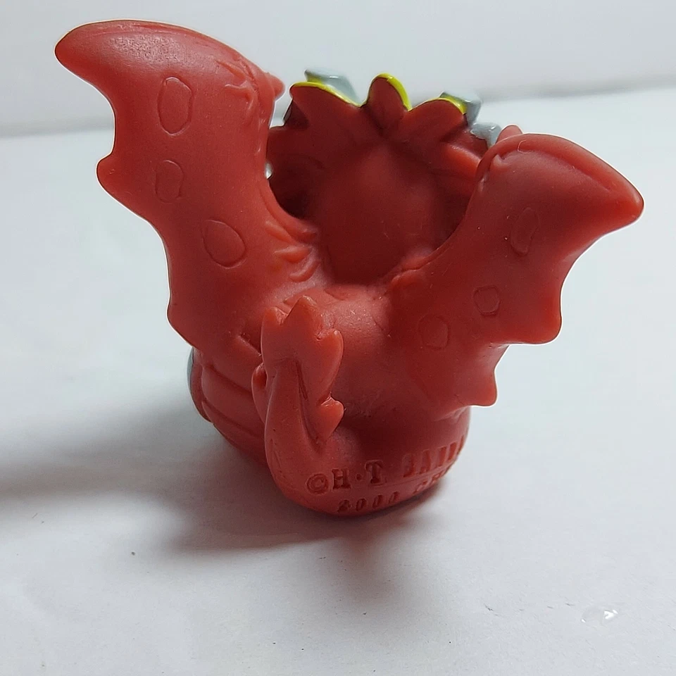 2000 Digimon Digital Monsters Finger Puppet Airdramon Mini Figure Bandai - Image 2 of 3