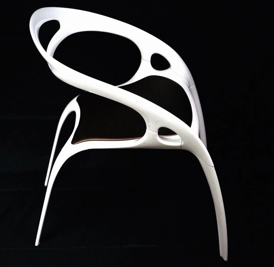 Silla Bernhardt blanca magnesio Go de Ross Lovegrove Foto 3 de 4