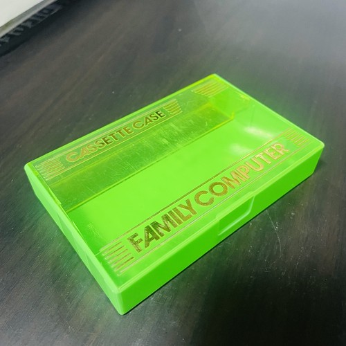 Nintendo Famicom Cartridge Case Green Family Computer Case Only - Picture 17 of 24