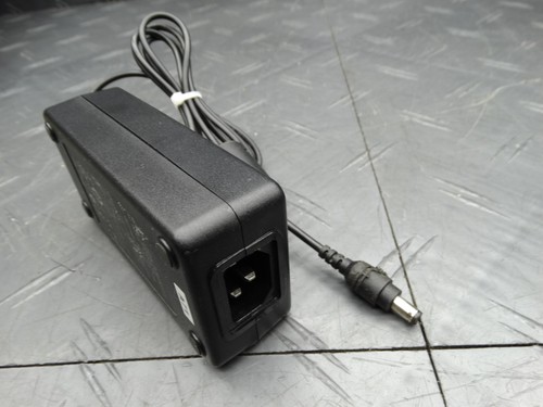 EDAC EDACPOWER 15V 4.0A Power Supply EA1050A-150 - Picture 7 of 7