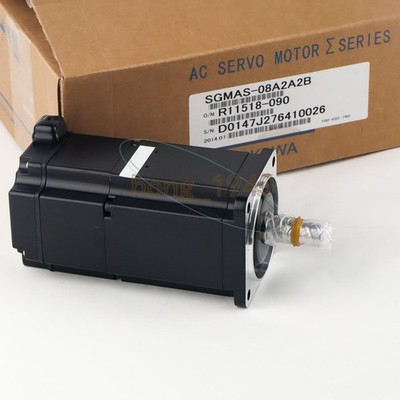 ONE NEW YASKAWA SERVO MOTOR SGMAS-08A2A2B SGMAS08A2A2B