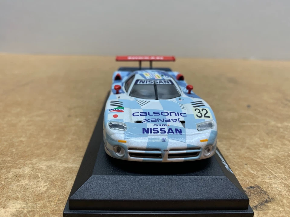 NISSAN R390 GT1 24H DU MANS 1998 EN BOITE 1/43 L5 - Photo 3/4