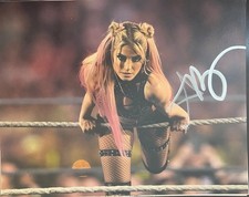 WWE ALEXA BLISS SIGNED 8x10 PHOTO