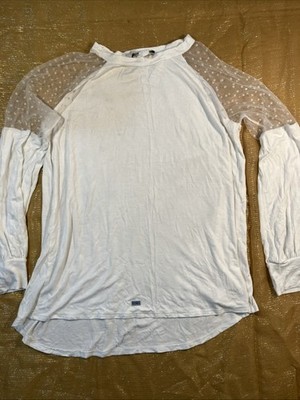 Adara  Sheer Sleeve  Top white long sleeve (shoulder Sheer Lace) Size L