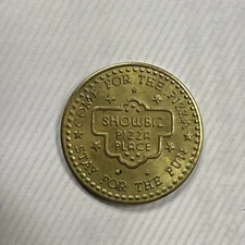 Vintage Showbiz Pizza Place Coin - Collectible Play Value Token
