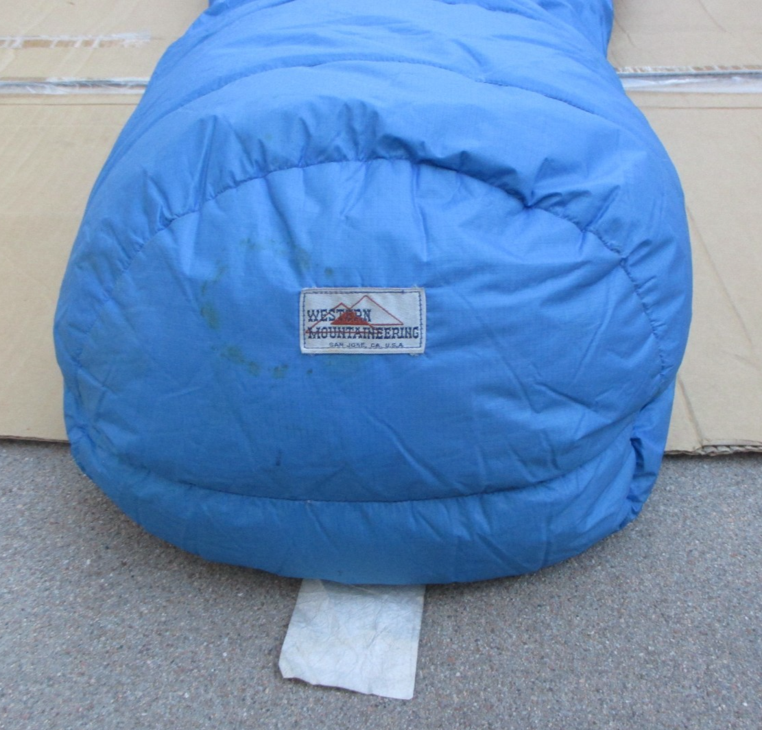 Vintage 1970's Western Mountaineering Middle Bag San Jose CA Down