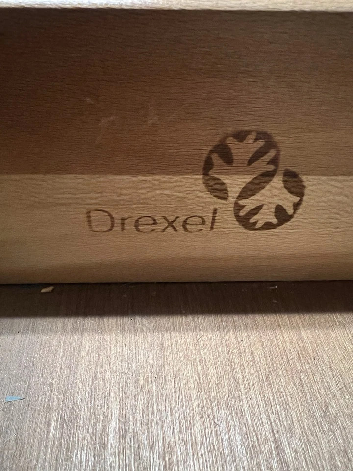 Rare! Pair of Drexel Accolade Campaign Nightstands - MCM/Hollywood Regency - Image 2 of 4